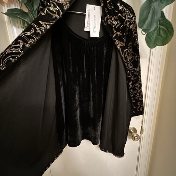 Notations Cardigans Women’s
Formal Black Burnout Floral Long Sleeve 1X Jacket - Picture 5 of 16